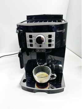 Кавомашина DELONGHI Magnifica S 