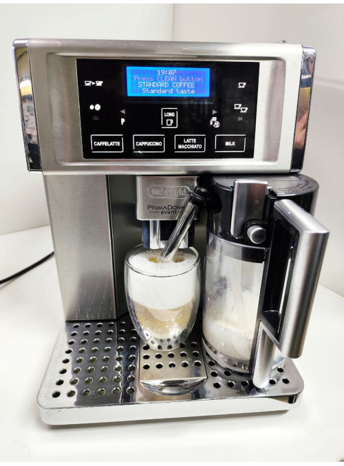 Кофемашина Delonghi PrimaDonna б/у 