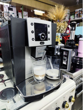 Кавомашина автоматическая Delonghi Perfecta Cappuccino 
