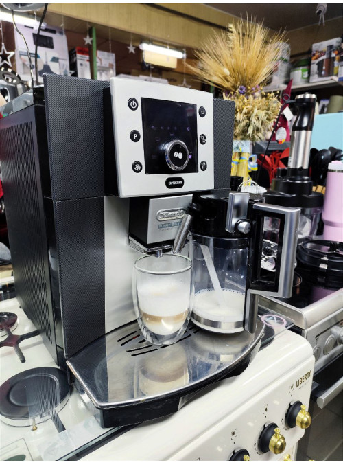 Кавомашина автоматическая Delonghi Perfecta Cappuccino 