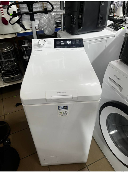 Пральна машина Electrolux PerfectCare 600 на 6 кг (б/у)