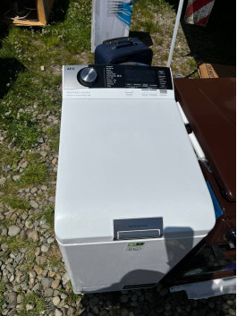 Пральна машина з вертикальним завантаженням AEG на 6 кг (б/у)
